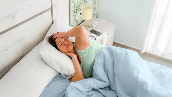 How Poor Sleep Raises Blood Sugar: The Sleep-Diabetes Connection