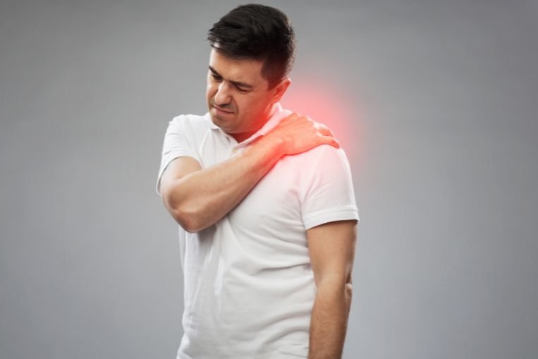 Frozen Shoulder: Symptoms, Stages, and How Long It Really Takes to Heal